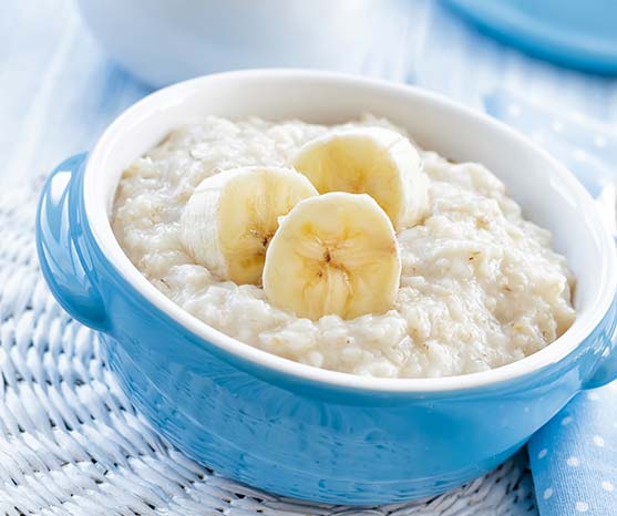 https://www.bebbo.app/sites/default/files/2020-06/Meals-in-minutes-1-porridge.jpg